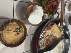 -重庆故事姊妹老火锅(财经学院店)