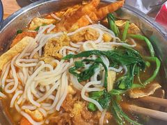 -柳州肥姨妈大骨螺蛳粉(沙河店)