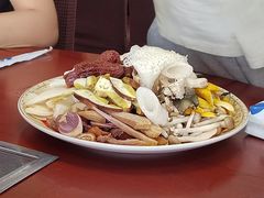 -菌之家·专业纯野生菌火锅·特色炒菌