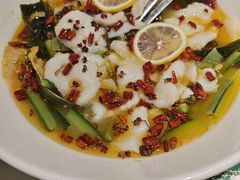 柠檬酸菜鱼-绿草地·湘菜(7mall店)