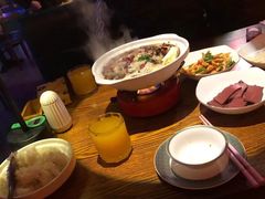 -长沙猫歌音乐餐厅(湖南女子大学店)