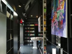 -钟书阁(松江泰晤士小镇店)