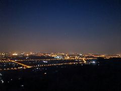 -鬼笑石后山停车场