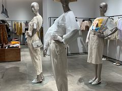 -URBAN REVIVO(西安Momopark店)