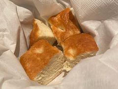 餐前面包-Efes Turkish & Mediterranean Cuisine 艾菲斯餐厅(陆家嘴店)