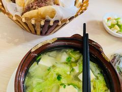 -闫家驴肉老店(华电一校店)