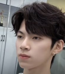 -尤司男士国潮理发馆
