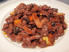 葱烧红蘑-奉天掌柜·非遗猪手·笨饺子(崇山路店)