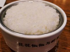 -渝是乎酸菜鱼·川渝小炒(新世界百货望京店)