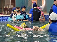 -Swim斯卫姆国际儿童游泳中心(红博中央公园店)