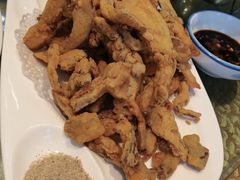 -老码头黑皮肘子锅包肉熏酱水饺(文政街店)