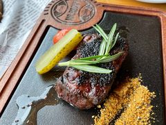 果木烤安格斯谷饲牛扒黑松露酱-MR.ROCKY洛奇先生·西餐&酒吧(琶醍店)