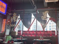-老闵田螺馆·南昌特色小炒(梦时代店)