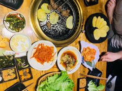 -小花花炭火烤肉·十五年延吉风味(左家庄店)