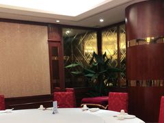 -深圳君逸国际酒店(龙岗横岗塘坑地铁站店)