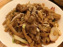 -顺风汤馆·广府粤菜(江宸天街店)