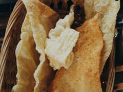 -老牌坊云南鱼豆花火锅(哈西万达店)