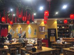大堂-满园烤鸭·春饼(华强广场店)