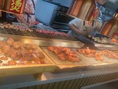 -四囍码头海鲜烧烤自助火锅(外滩南京东路悦荟广场店)