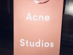 -Acne Studios(芮欧百货店)