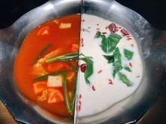 -湊湊火锅·茶憩(杭州湖滨银泰in77店)