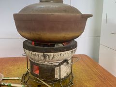 -威邵鸡煲(西华路总店)