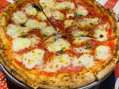 玛格利特经典披萨-Primo·丽莫意大利窑烤披萨