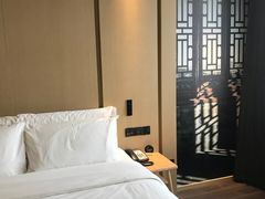 -北京南锣鼓巷亚朵酒店