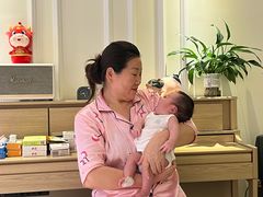 -爱月宝月嫂·育儿嫂(哈尔滨总店)