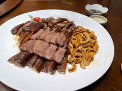 潮州卤水拼-金成潮菜博物馆(海珠湿地店)