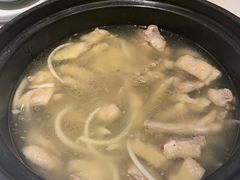 -东椰·海南椰子鸡火锅(朝阳门店)