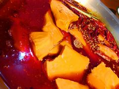 -王婆乔鲜鱼自助火锅(蜀汉路店)