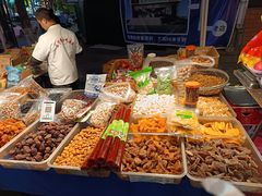 -正宁路小吃夜市