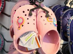-CROCS卡洛驰(首创奥特莱斯店)