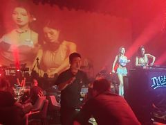 -赤红音乐现场(浦东金桥路店)