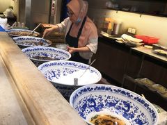 自助取餐区-清真盛志望麻酱酿皮·非遗老字号