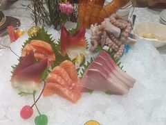 -海鲨湾海鲜会馆(百家湖1912店)