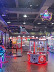 -菲菲羊乐园(临平银泰城店)