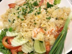 -J Daeng Seafood