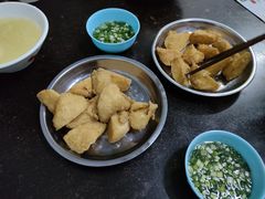 炸豆干-正宗棉湖甜汤春卷店