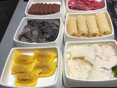 -海底捞火锅(海宁路店)