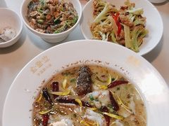 -渔语鱼酸菜鱼新川菜(来福士店)