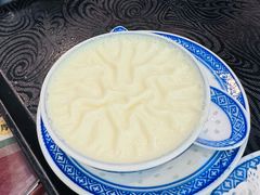 -广信牛奶甜品世家(台东店)