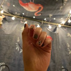 -杨美丽·美甲美睫