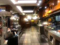 -豪人峰汇·餐厅(世水花园店)
