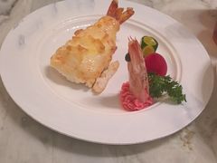 -浅深(世茂滨江精品店)
