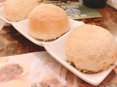 酥皮焗叉烧包-添好运点心专门店(深水埗店)