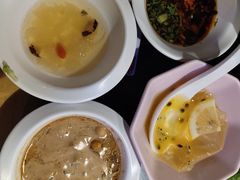 -东道煮牛肉火锅(重庆路店)