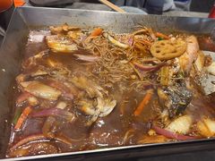 -鸣记脆皮烤鱼·海鲜烤鱼(马栏店)