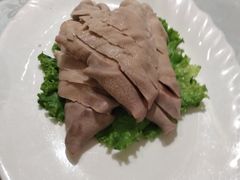 -品悦酒店(三林古镇店)